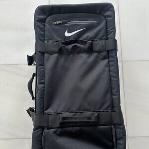 Brand New Nike Luggage Roller Bag Large Black 31"